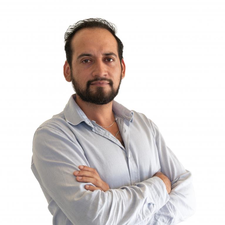 ISRAEL RAMIREZ DE ARELLANO Logo